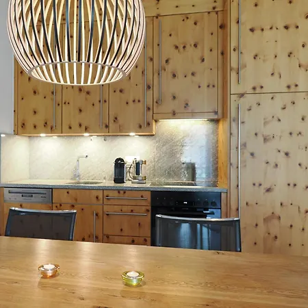 Residenza Alpenrose 25 *